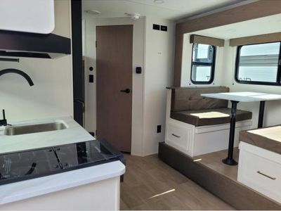 2026 Grand Design Transcend One - Photo 16