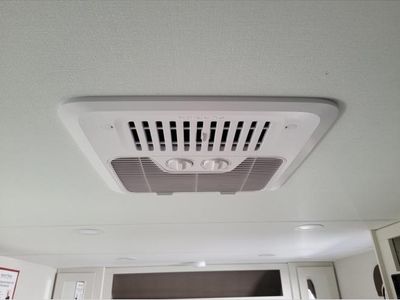 2026 Grand Design Transcend One - Photo 28