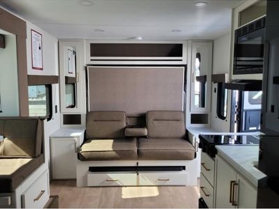 2026 Grand Design Transcend One - Photo 15