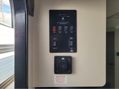 2026 Grand Design Transcend One - Photo 29