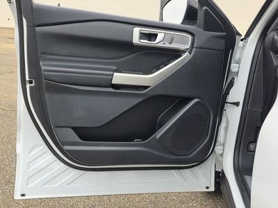 2023 Ford Explorer - Photo 9