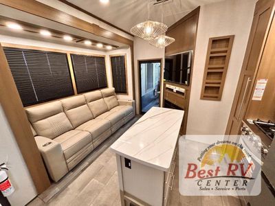 2026 Keystone RV Fuzion - Photo 17