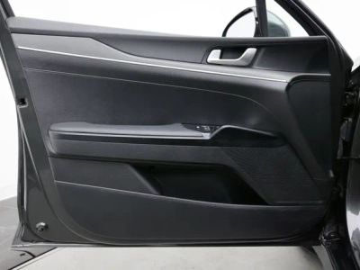 2026 Kia K5 — photo 8 view