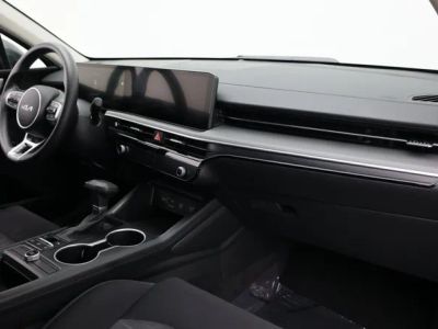 2026 Kia K5 — photo 32 view