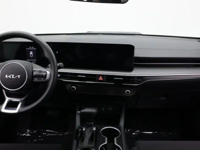 2026 Kia K5 — photo 24 view