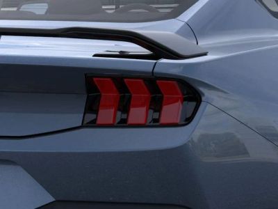 2026 Ford Mustang - Photo 21