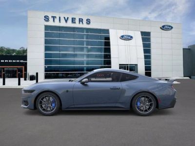 2026 Ford Mustang - Photo 4