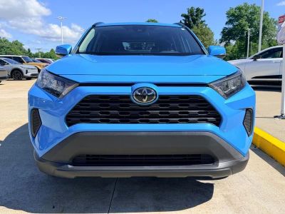 2019 Toyota RAV4 — side profile view