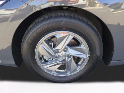 2026 Hyundai ELANTRA — photo 11 view