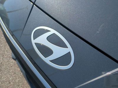 2026 Hyundai ELANTRA — photo 13 view