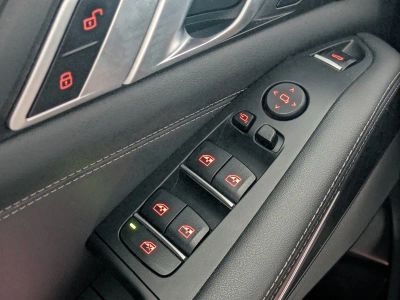 2025 BMW X5 — photo 27 view