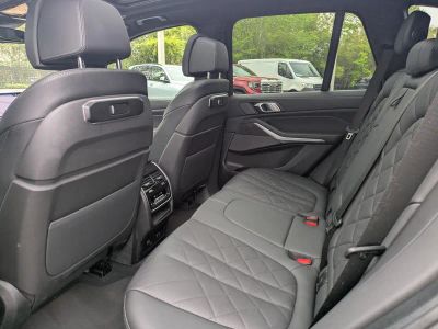 2025 BMW X5 — photo 14 view