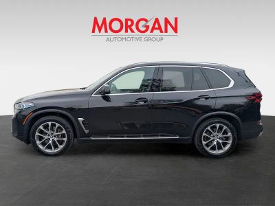 2025 BMW X5 — engine compartment view