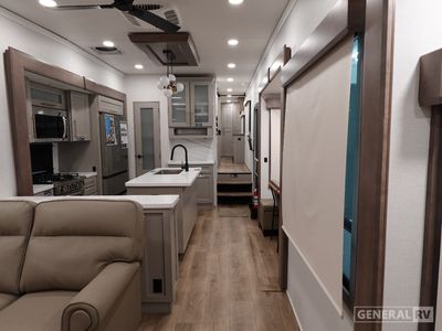 2026 Alliance RV Paradigm - Photo 6