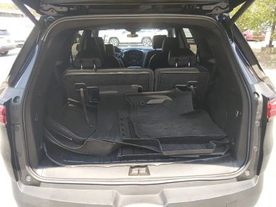 2023 Chevrolet Traverse — photo 11 view