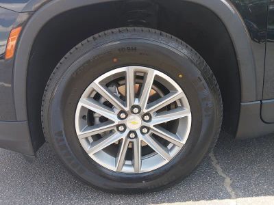 2023 Chevrolet Traverse — photo 10 view