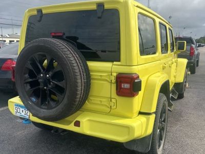 2023 Jeep Wrangler - Photo 3