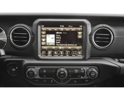 2023 Jeep Wrangler - Photo 11