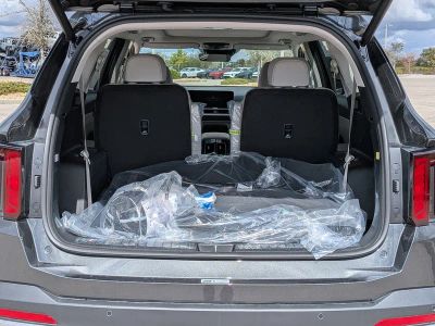 2026 Kia Sorento Hybrid — photo 13 view
