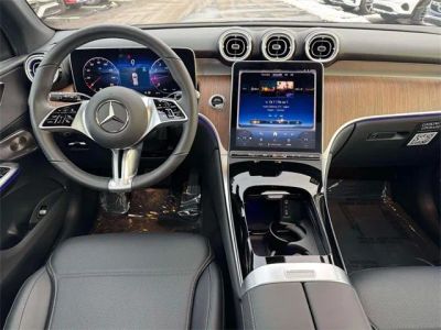 2025 Mercedes-Benz GLC - Photo 5