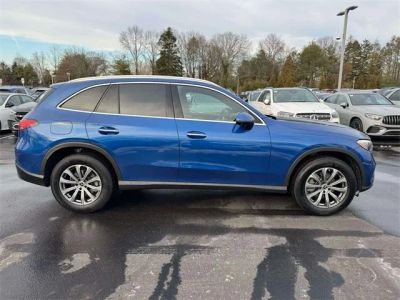 2025 Mercedes-Benz GLC - Photo 12