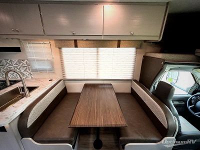 2025 Coachmen Freelander — photo 14 view