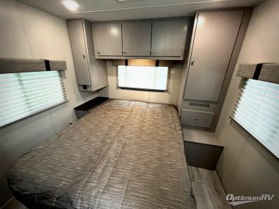 2025 Coachmen Freelander — photo 20 view