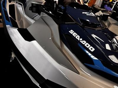 2025 Sea-Doo FishPro Sport 170 iBR and iDF - Photo 3