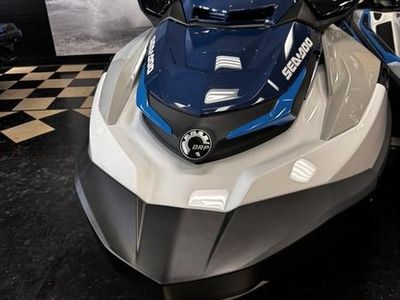 2025 Sea-Doo FishPro Sport 170 iBR and iDF - Photo 1