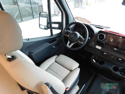 2025 Tiffin Motorhomes Wayfarer - Photo 35
