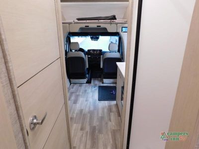 2025 Tiffin Motorhomes Wayfarer - Photo 29