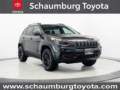 2021 Jeep Cherokee Trailhawk in Gray — front three-quarter view