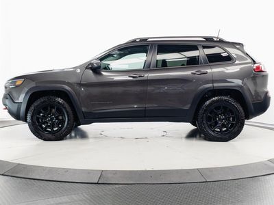 2021 Jeep Cherokee — photo 8 view