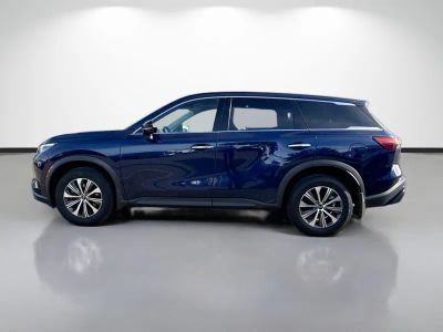 2023 INFINITI QX60 — engine compartment view