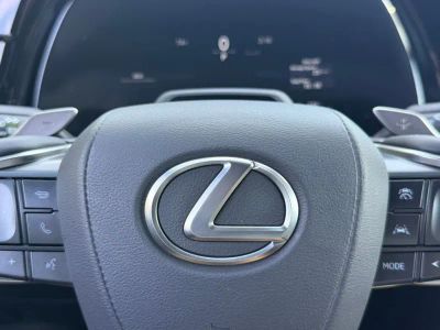 2025 Lexus TX - Photo 27