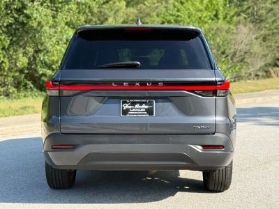 2025 Lexus TX - Photo 10