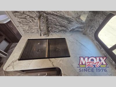 2021 Dutchmen RV Astoria - Photo 8