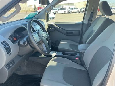 2013 Nissan Xterra — photo 9 view
