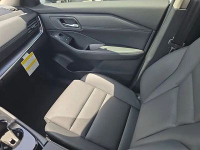 2026 Nissan Rogue — photo 16 view