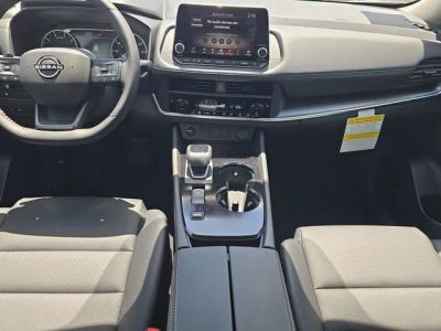 2026 Nissan Rogue — photo 15 view