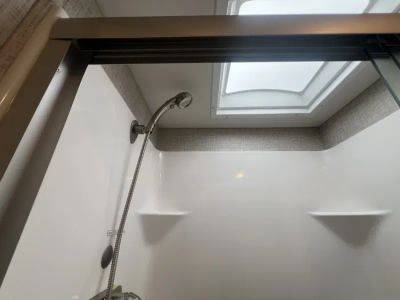 2023 Thor Motor Coach PASADENA — photo 18 view