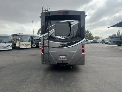 2023 Thor Motor Coach PASADENA — photo 23 view