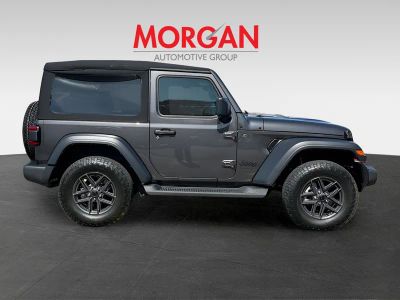 2024 Jeep Wrangler — photo 8 view
