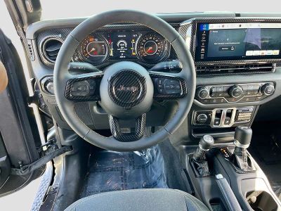 2024 Jeep Wrangler — photo 21 view