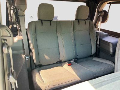 2024 Jeep Wrangler — photo 25 view