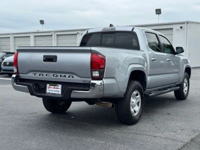 2022 Toyota Tacoma - Photo 11