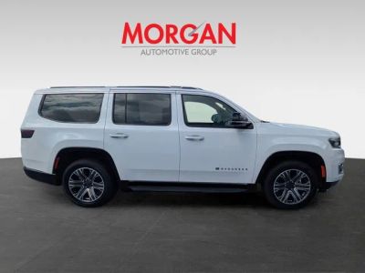2024 Jeep Wagoneer — side profile view