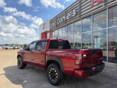 2023 Nissan Frontier - Photo 2