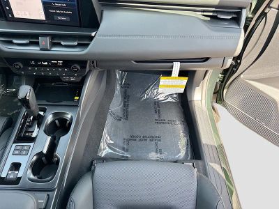 2026 Subaru Outback — photo 17 view