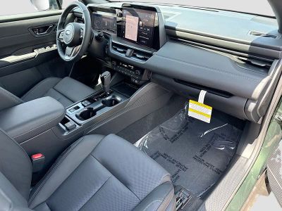 2026 Subaru Outback — photo 13 view